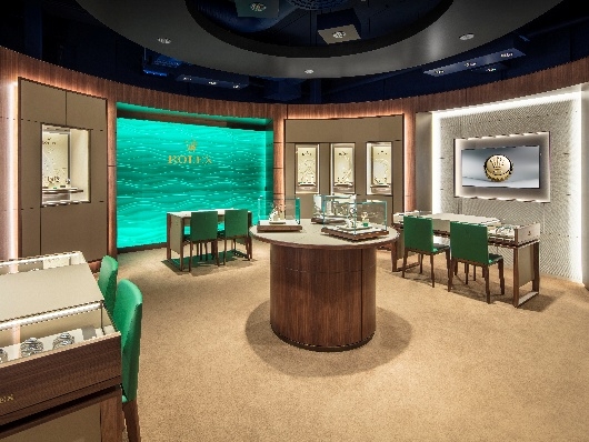 R 1851成热门之选享高达19%退税优惠！开元棋牌app瑞典百年名表行NYMANS U(图2)